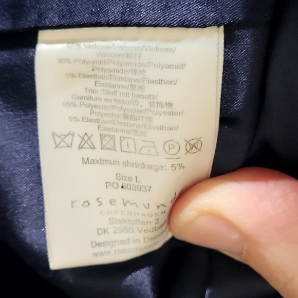 Rosemunde Navy Button-Down Blazer - Picture 3 of 6